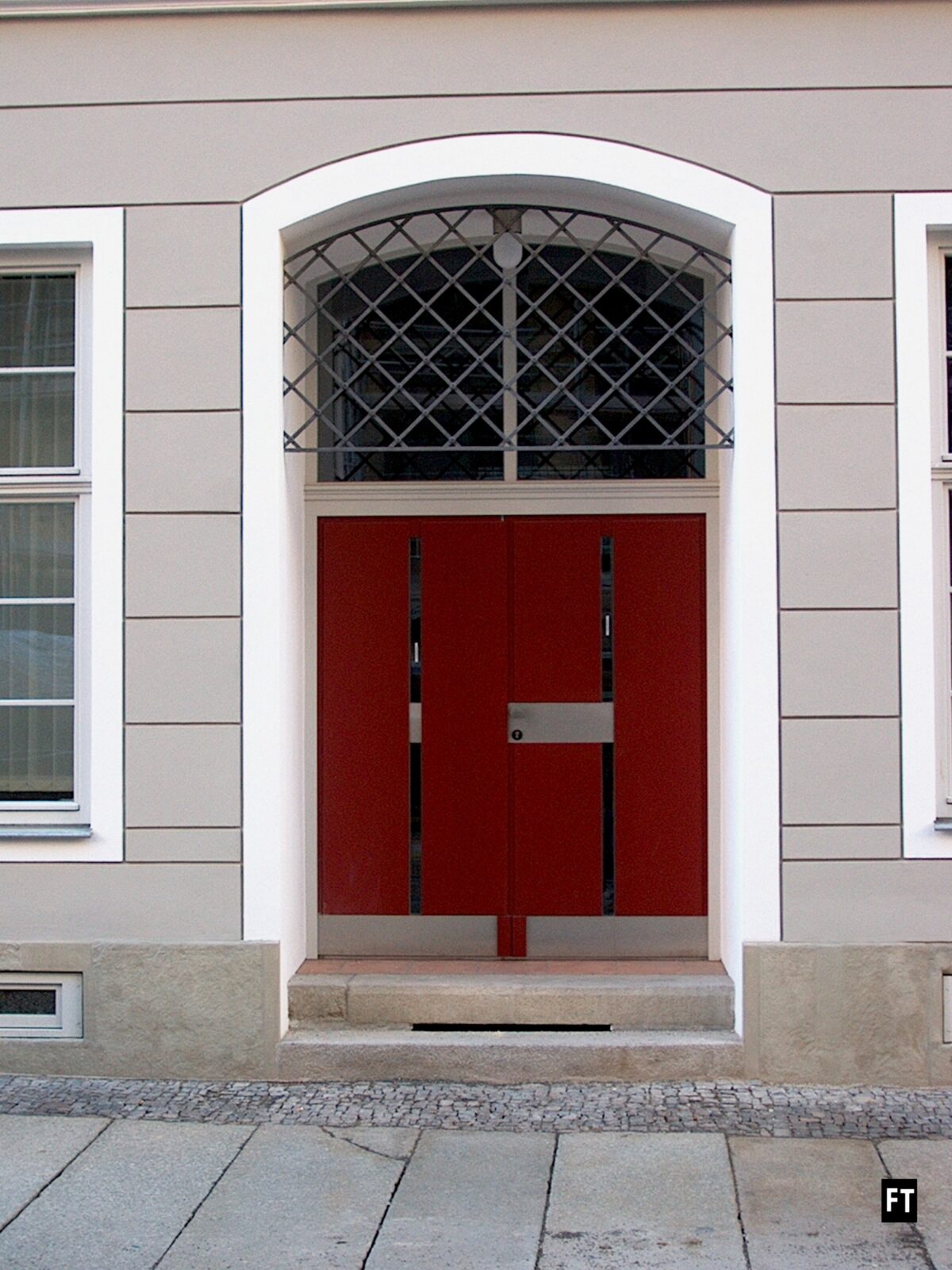 Tollert Fensterbau – Verglasung Logo